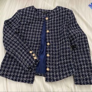 SHEIN Gold Button Placket Plaid Tweed Jacket XS
Brand new without tag